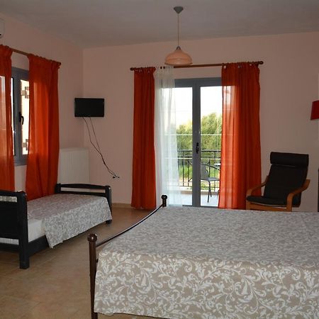 Lotus Sea View Studio Apartment 2 Lixouri Esterno foto