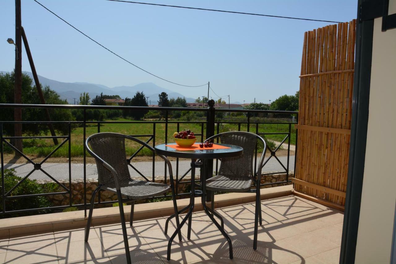 Lotus Sea View Studio Apartment 2 Lixouri Esterno foto